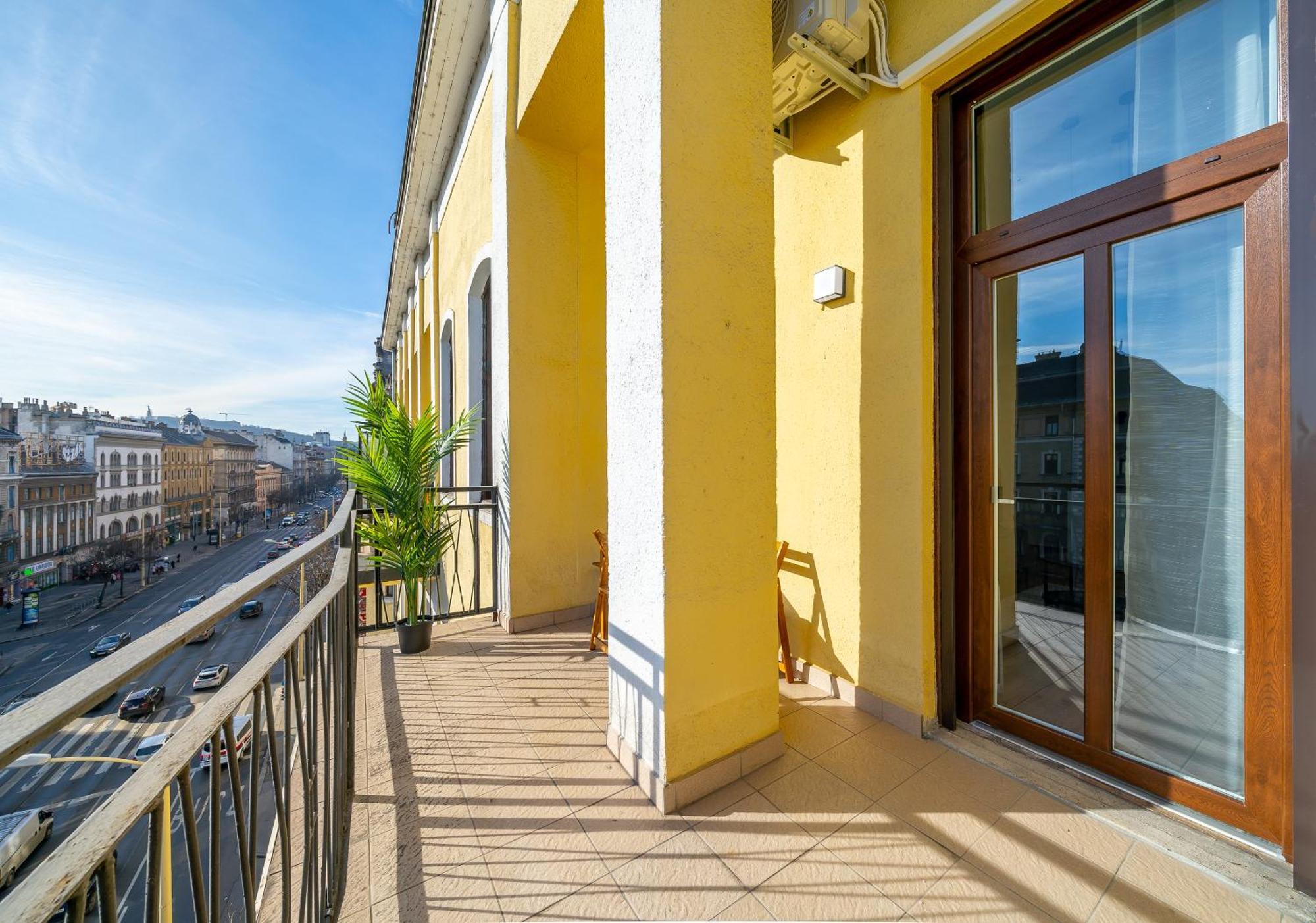 Time Out Suites With Terrace - R30 — Fotók 2